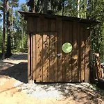 Nyaraló Tahkuna Forest House