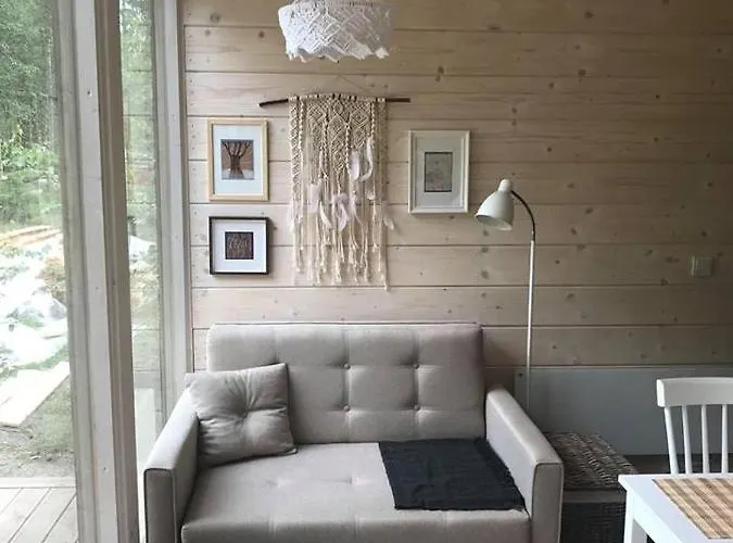 Tahkuna Forest House * Kõrgessaare